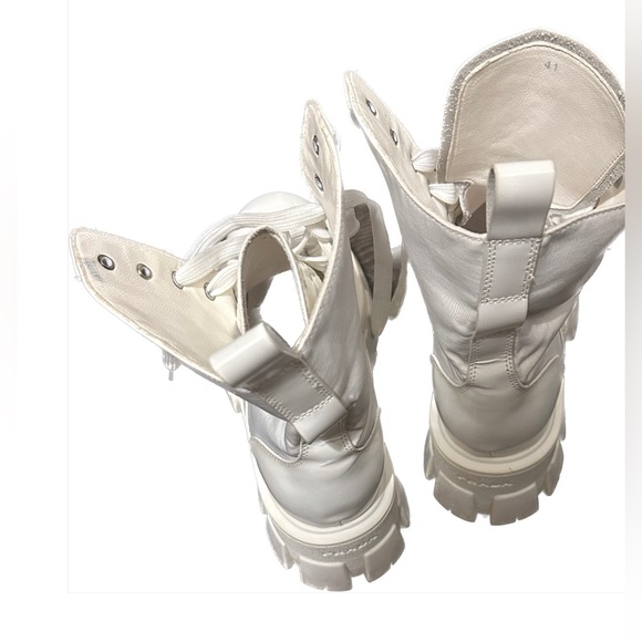 Prada boots missing strap and porch size 41 - Picture 3 of 8